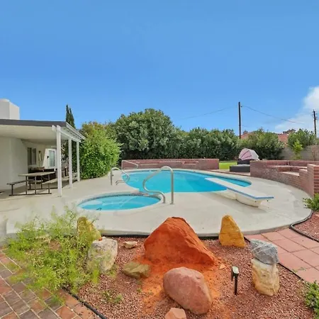 Heated Pool Modern Ranch Villa 10 Min To Strip